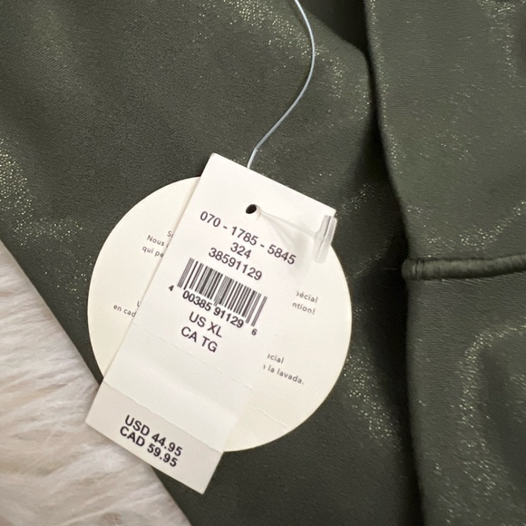 OFFLINE BY AERIE REAL ME LIQUID SHINE CROPPED LEGGING - Picture 6 of 8